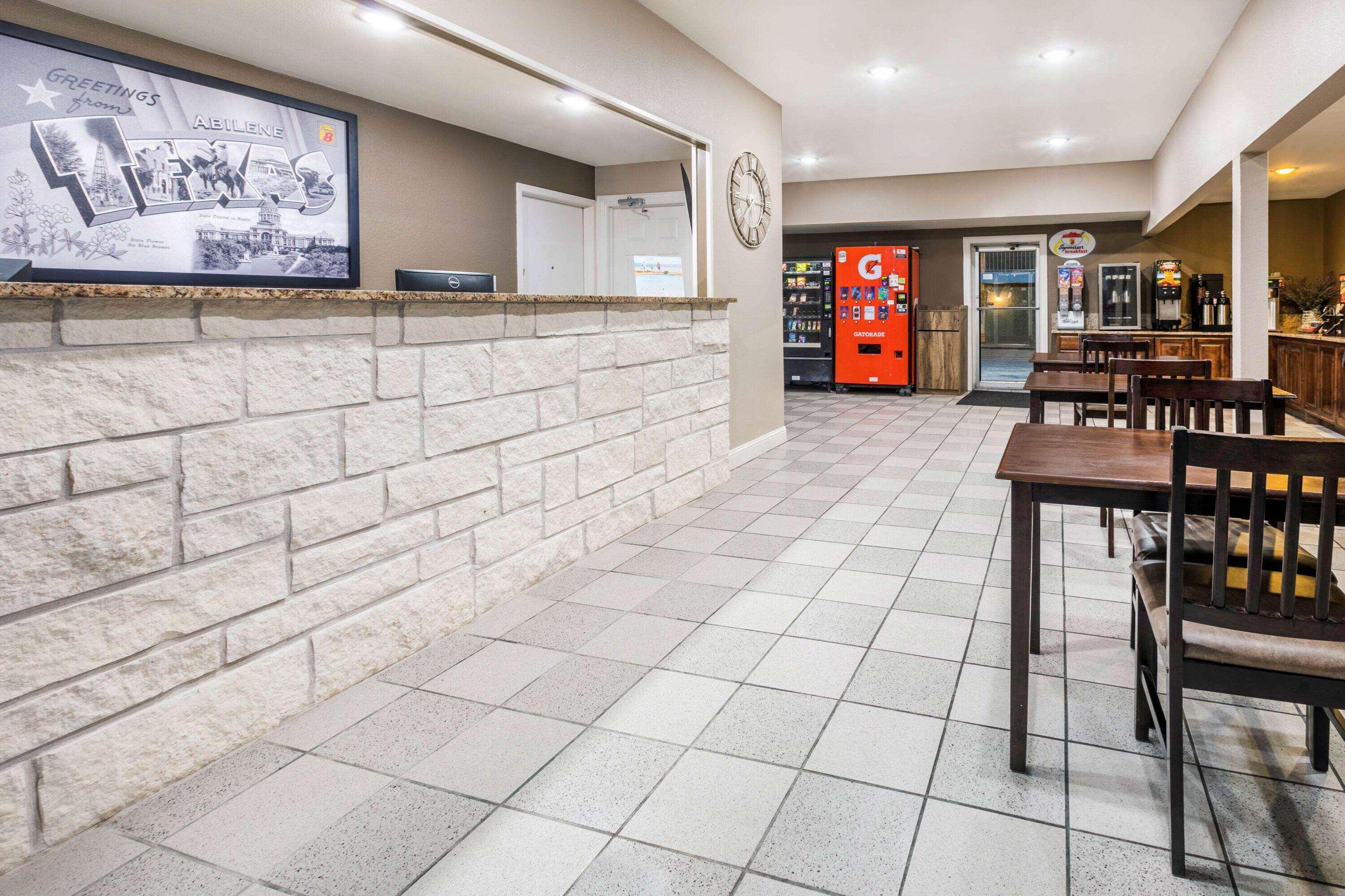 Hotel Super 8 By Wyndham North Abilene